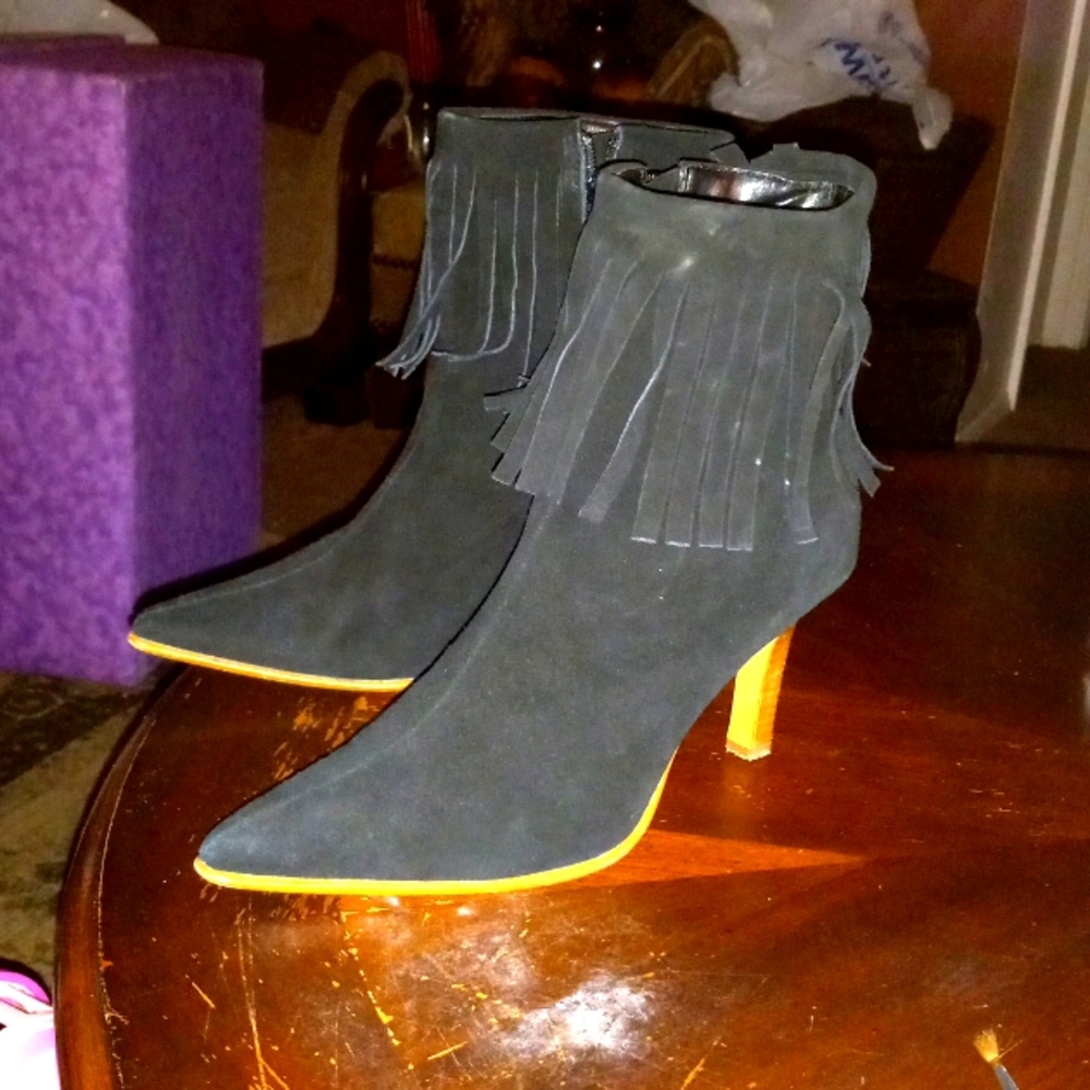 ❤️ FINAL REDUCTION Genuine Leather Fringe Boot